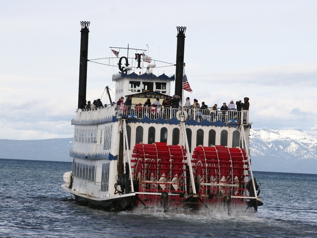 Lake Tahoe: Paddlewheel Boat Cruise - 2 Hour