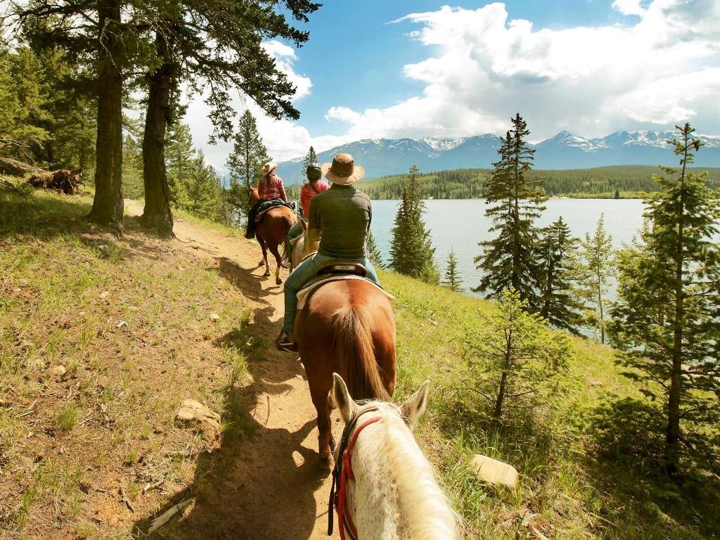 Jasper: Horseback Ride - 2 Hour
